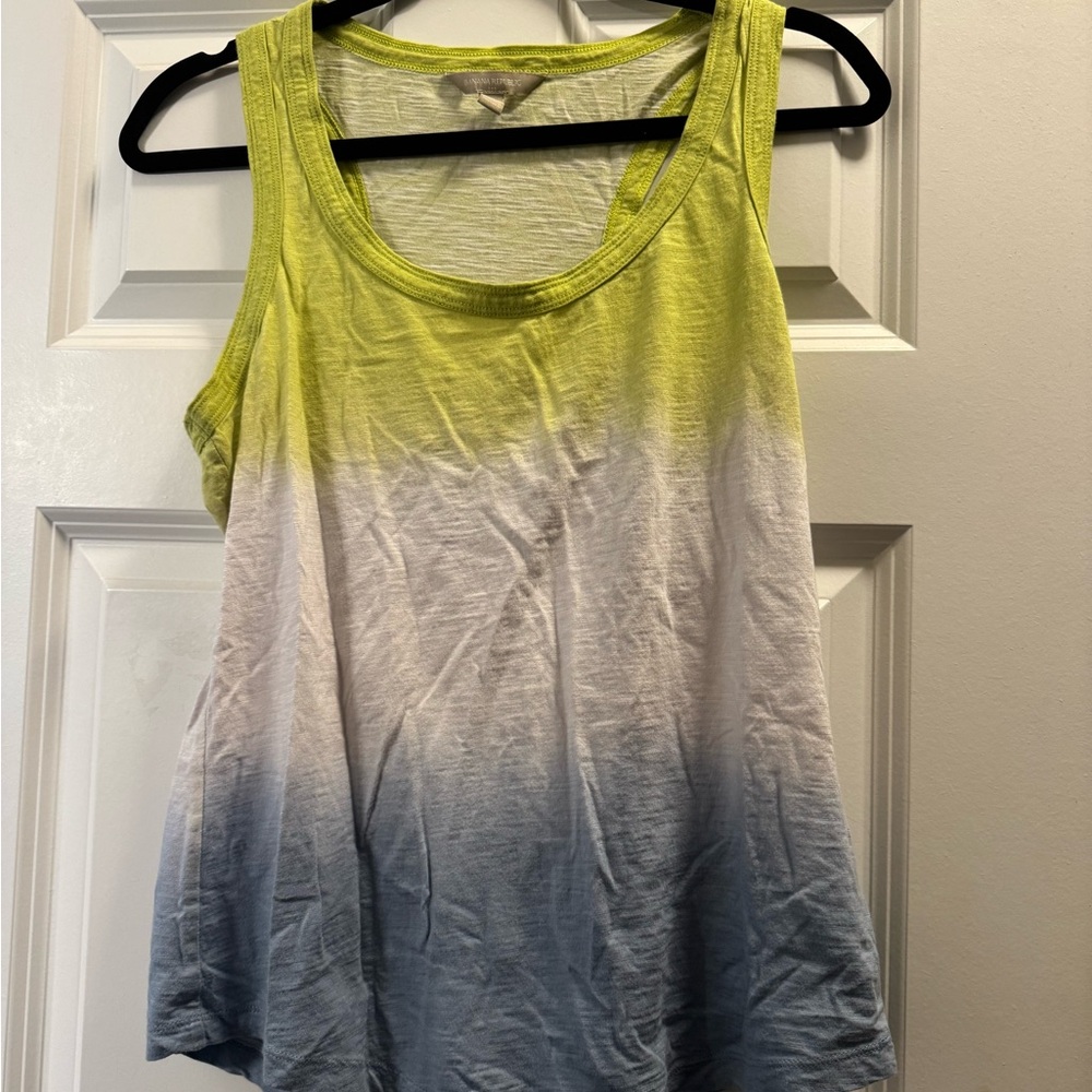 Gap and Bananna Republic tanks size S